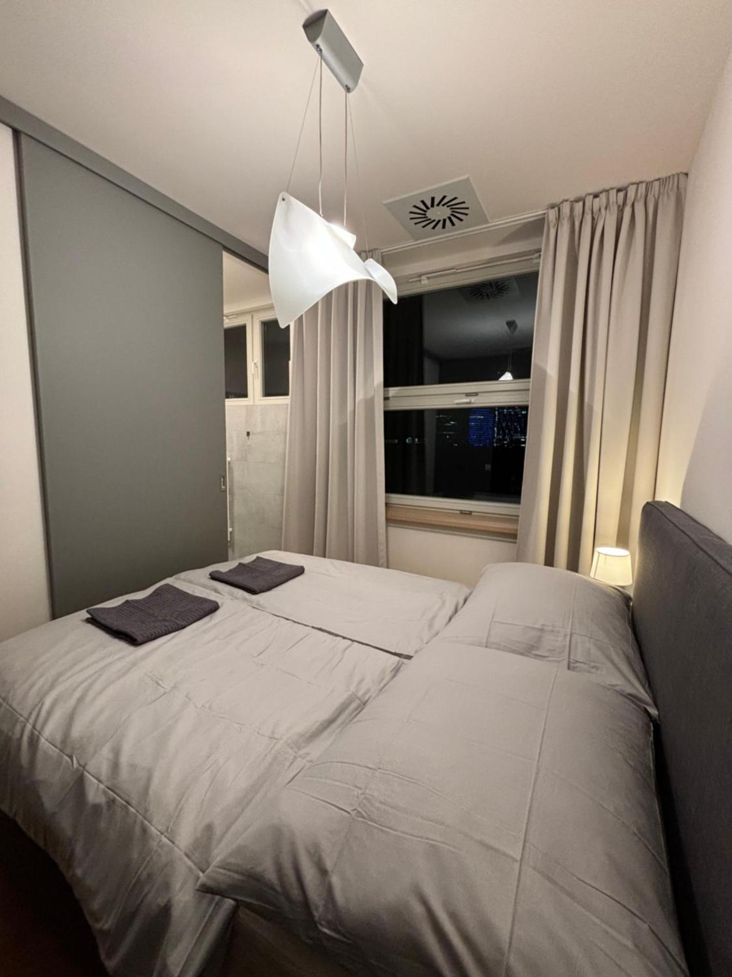 Main City Center - Luxury - Free Parking - City View Μπρατισλάβα Εξωτερικό φωτογραφία